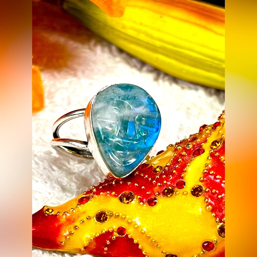 Silver blue flash Moonstone Face Ring-carved